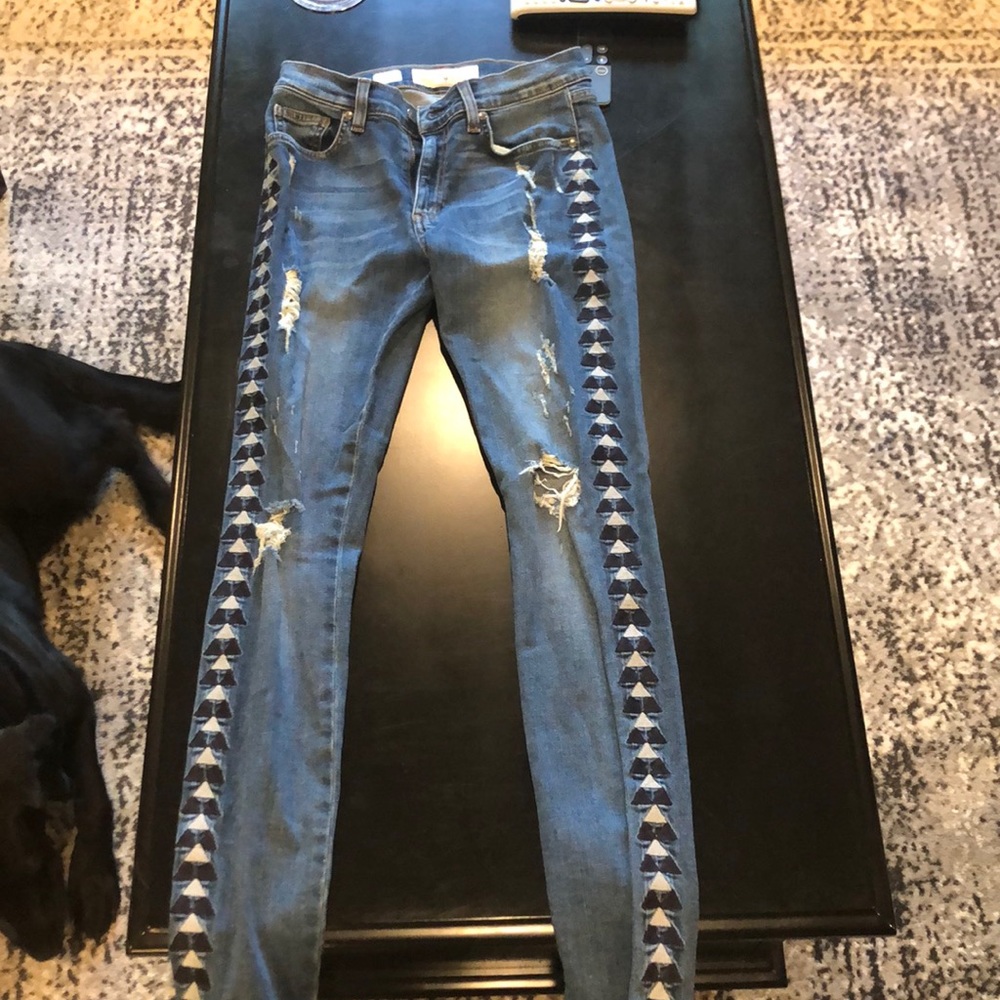 Ripped Jeans